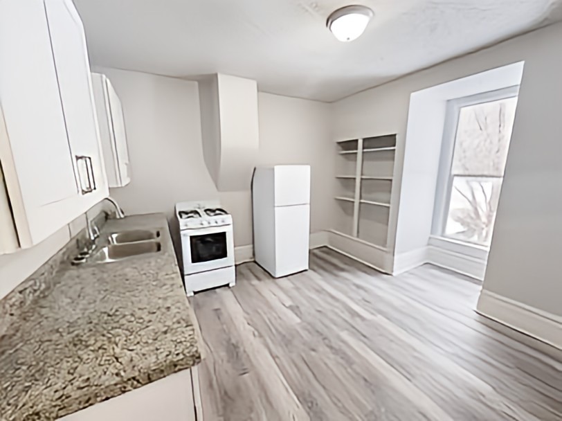 1358 Washington Boulevard - B